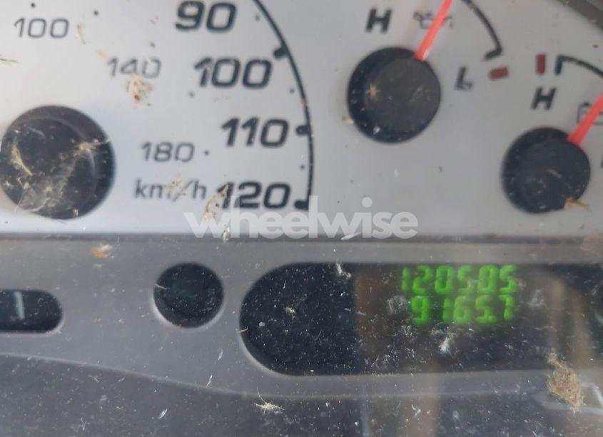 Photo 7 of 2004 Ford Explorer SPORT TRAC ADRENALIN/XLS/XLT (VIN 1FMZU67K44UB98887)
