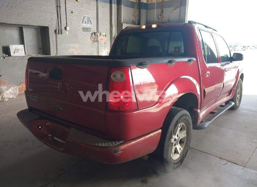 Photo 4 of 2005 Ford Explorer SPORT TRAC ADRENALIN/XLS/XLT (VIN 1FMZU67K45UB46046)