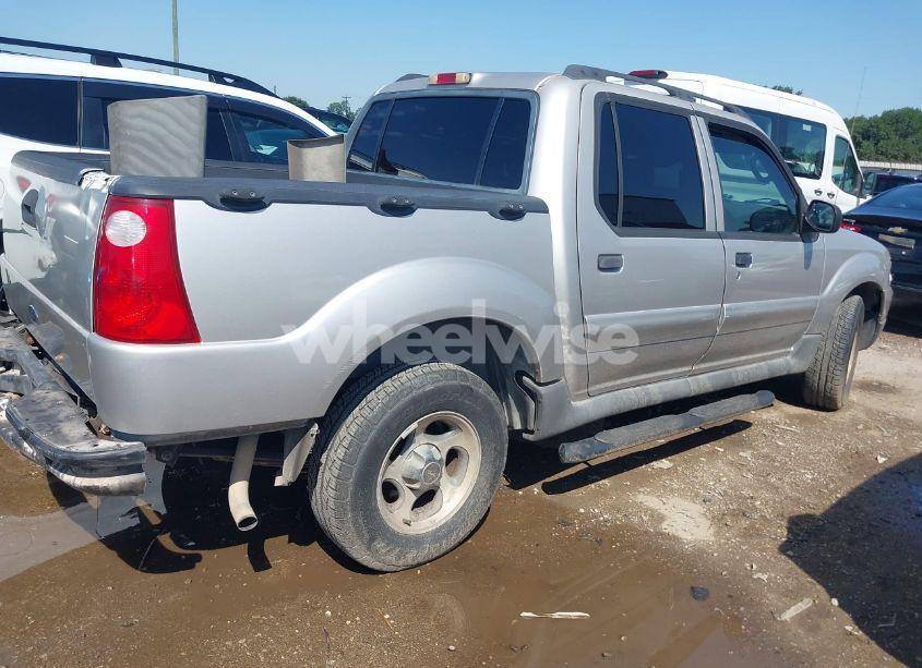 Photo 4 of 2005 Ford Explorer SPORT TRAC ADRENALIN/XLS/XLT (VIN 1FMZU67K55UB51918)