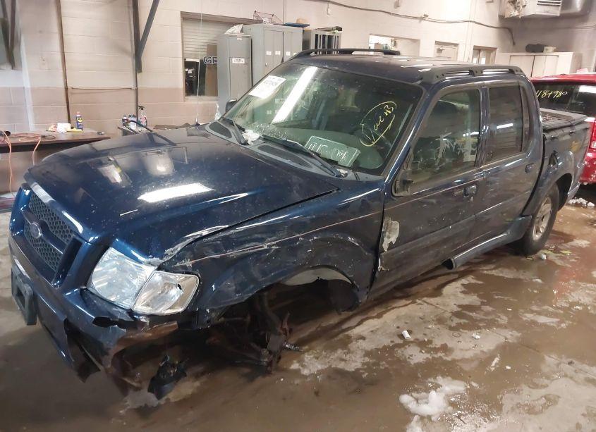 Photo 2 of 2005 Ford Explorer SPORT TRAC ADRENALIN/XLS/XLT (VIN 1FMZU67K55UB64619)