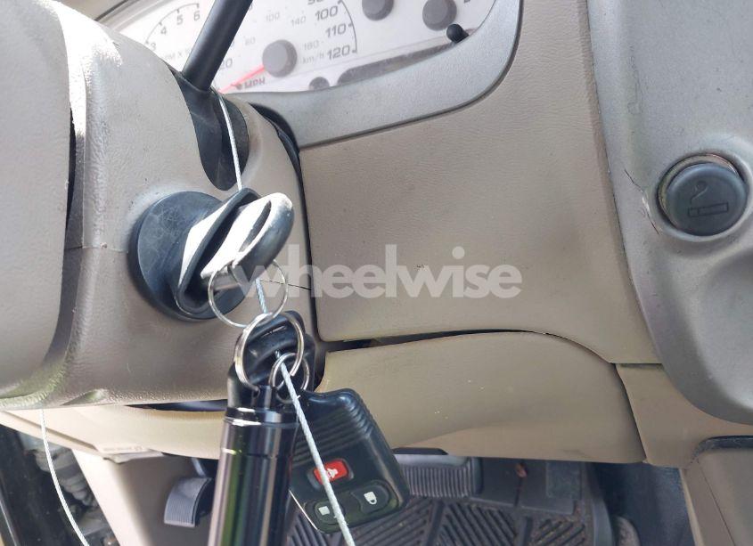 Photo 11 of 2004 Ford Explorer SPORT TRAC ADRENALIN/XLS/XLT (VIN 1FMZU67K64UA28448)