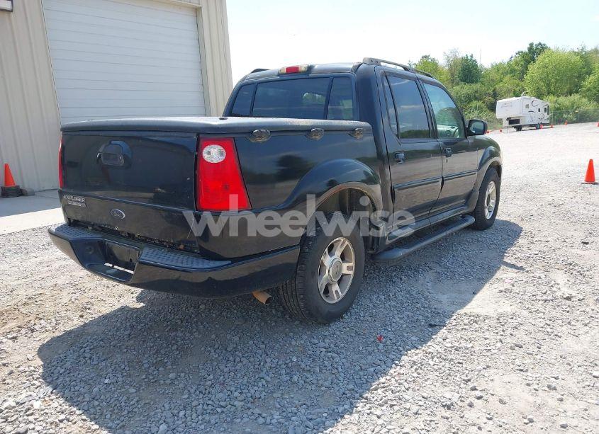 Photo 4 of 2004 Ford Explorer SPORT TRAC ADRENALIN/XLS/XLT (VIN 1FMZU67K64UA28448)