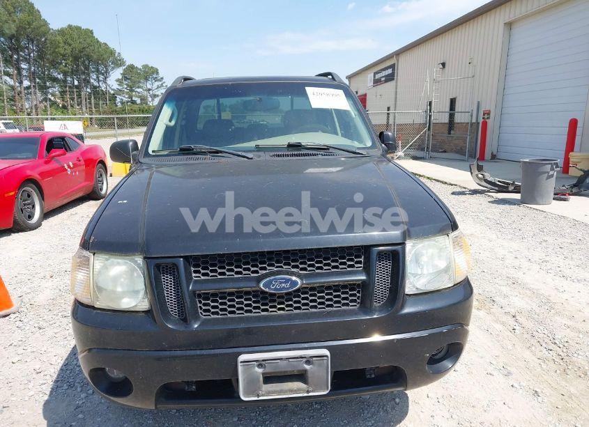 Photo 6 of 2004 Ford Explorer SPORT TRAC ADRENALIN/XLS/XLT (VIN 1FMZU67K64UA28448)