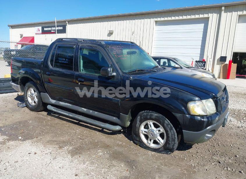 2004 Ford Explorer SPORT TRAC ADRENALIN/XLS/XLT (VIN 1FMZU67K64UC40136) main photo