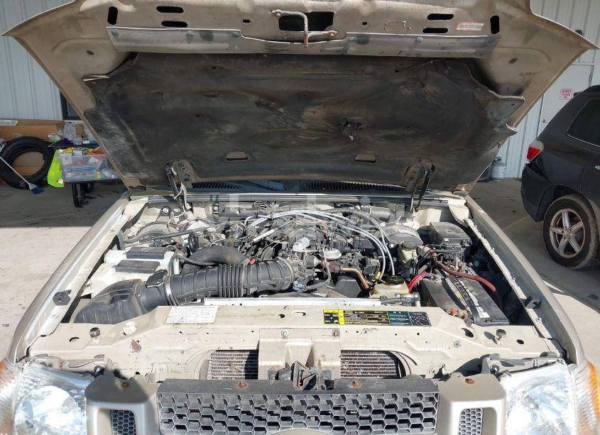 Photo 10 of 2005 Ford Explorer SPORT TRAC ADRENALIN/XLS/XLT (VIN 1FMZU67K65UA53643)