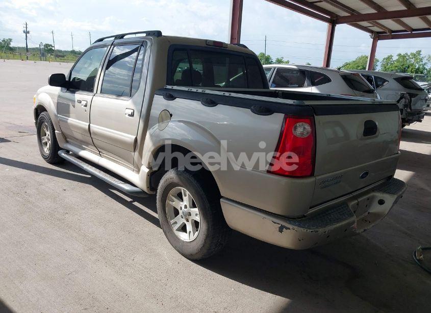 Photo 3 of 2005 Ford Explorer SPORT TRAC ADRENALIN/XLS/XLT (VIN 1FMZU67K65UA53643)