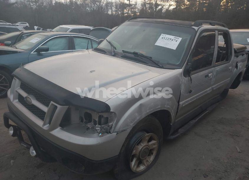 Photo 2 of 2005 Ford Explorer SPORT TRAC ADRENALIN/XLS/XLT (VIN 1FMZU67K65UA88330)