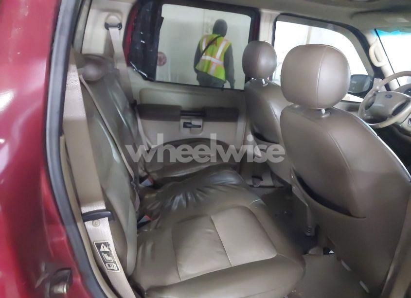 Photo 8 of 2004 Ford Explorer SPORT TRAC ADRENALIN/XLS/XLT (VIN 1FMZU67K74UA65797)