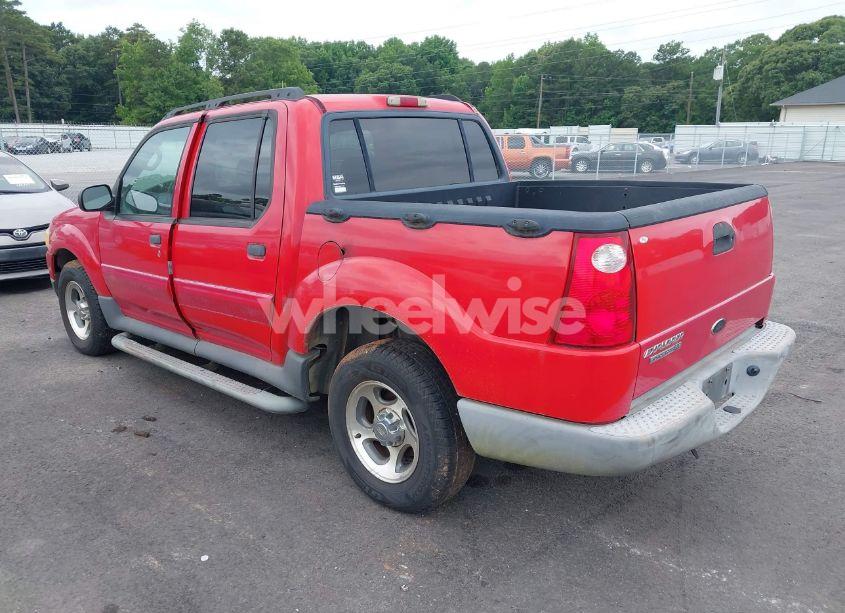 Photo 3 of 2005 Ford Explorer SPORT TRAC ADRENALIN/XLS/XLT (VIN 1FMZU67K75UA17668)