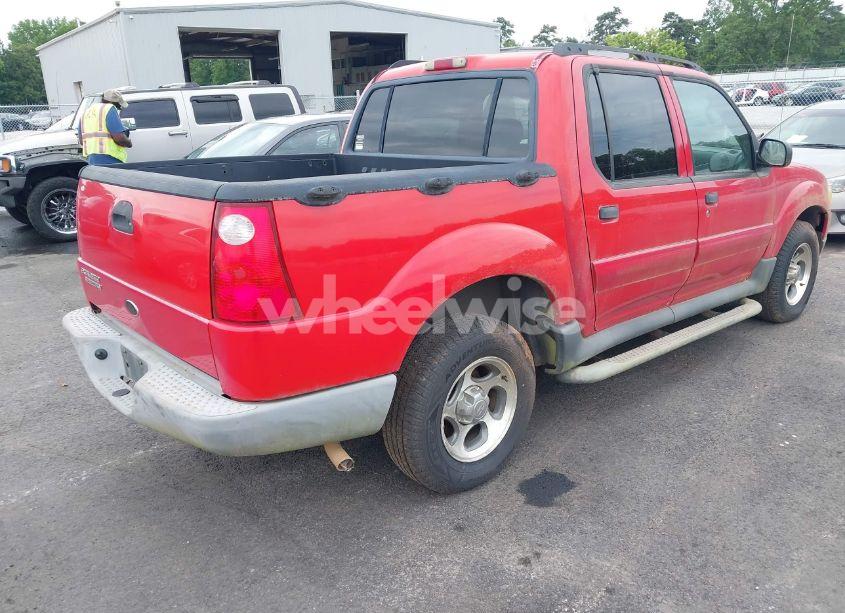 Photo 4 of 2005 Ford Explorer SPORT TRAC ADRENALIN/XLS/XLT (VIN 1FMZU67K75UA17668)