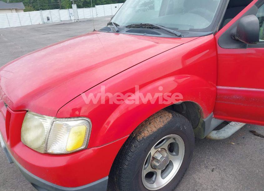 Photo 6 of 2005 Ford Explorer SPORT TRAC ADRENALIN/XLS/XLT (VIN 1FMZU67K75UA17668)