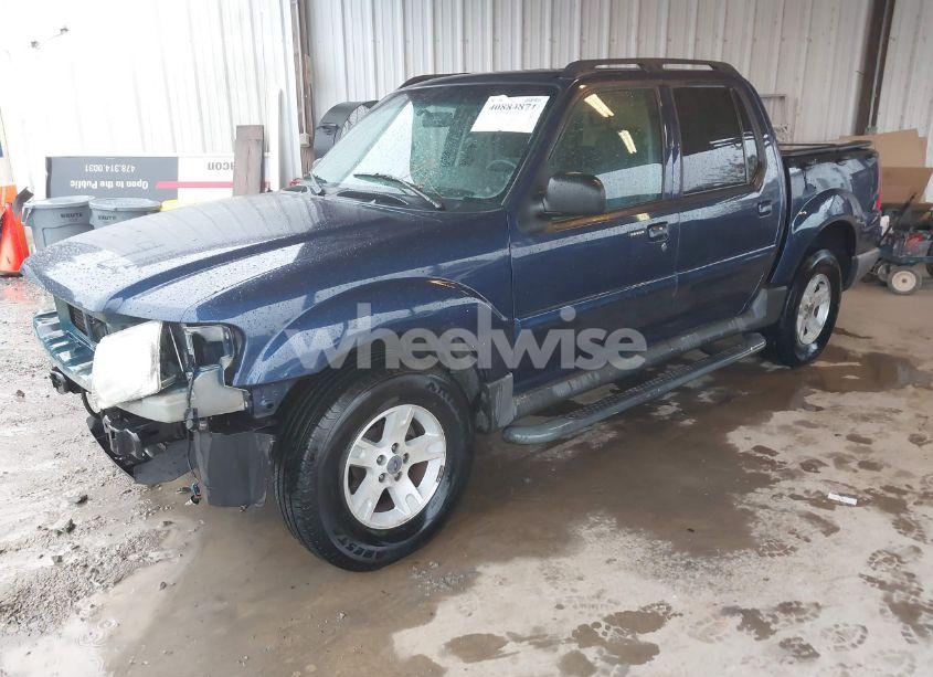 Photo 2 of 2005 Ford Explorer SPORT TRAC ADRENALIN/XLS/XLT (VIN 1FMZU67K75UA64893)