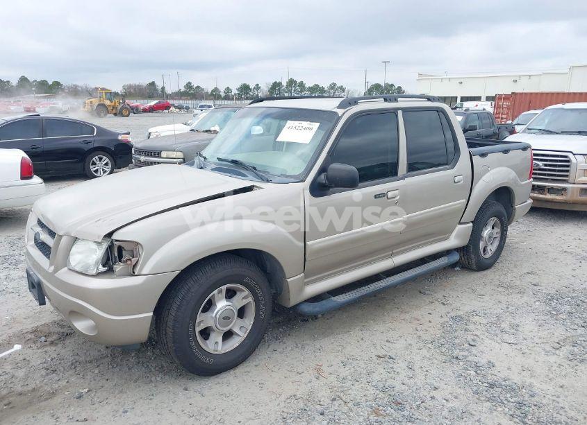 Photo 2 of 2004 Ford Explorer SPORT TRAC ADRENALIN/XLS/XLT (VIN 1FMZU67K84UB72843)