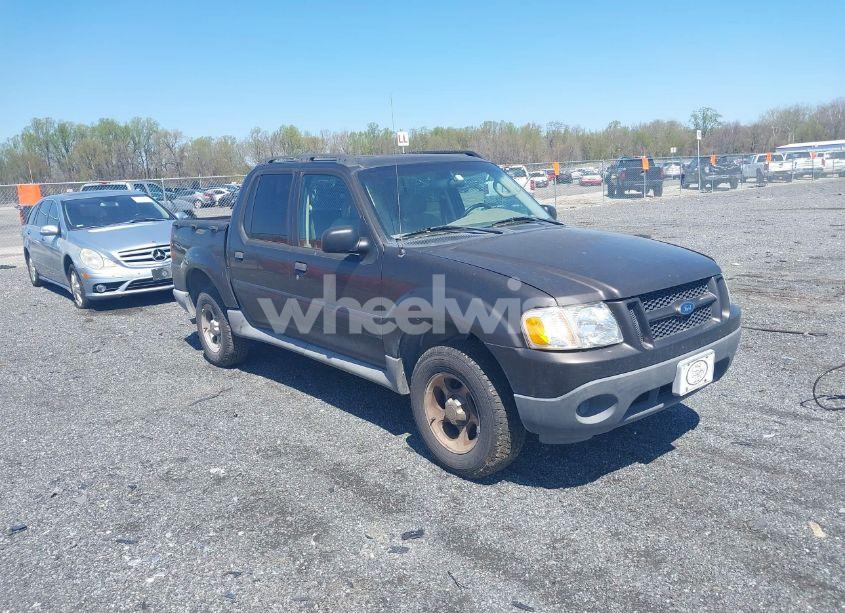 2005 Ford Explorer SPORT TRAC ADRENALIN/XLS/XLT (VIN 1FMZU67K85UA78995) main photo