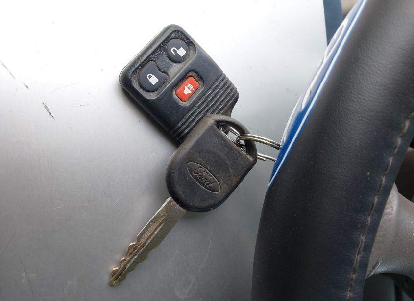 Photo 11 of 2005 Ford Explorer SPORT TRAC ADRENALIN/XLS/XLT (VIN 1FMZU67K85UA88815)