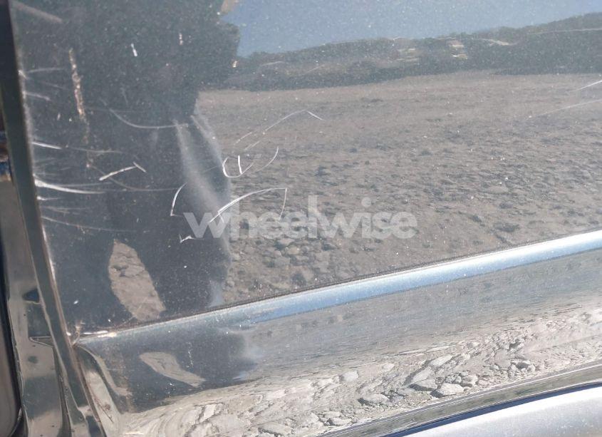 Photo 16 of 2004 Ford Explorer SPORT TRAC ADRENALIN/XLS/XLT (VIN 1FMZU67K94UA39606)