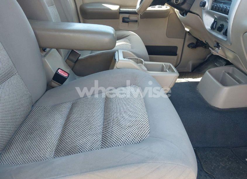 Photo 5 of 2004 Ford Explorer SPORT TRAC ADRENALIN/XLS/XLT (VIN 1FMZU67K94UA39606)