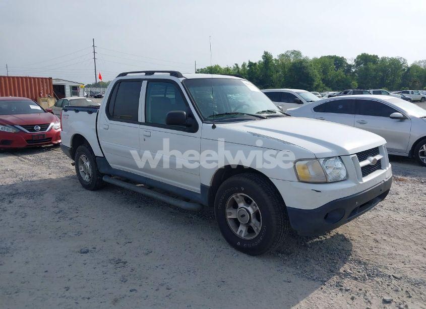 2004 Ford Explorer SPORT TRAC ADRENALIN/XLS/XLT (VIN 1FMZU67K94UC34878) main photo