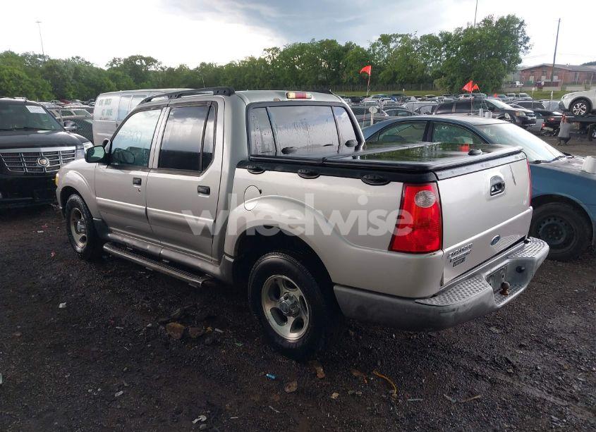 Photo 3 of 2005 Ford Explorer SPORT TRAC ADRENALIN/XLS/XLT (VIN 1FMZU67K95UA87785)