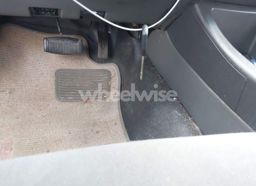 Photo 11 of 2005 Ford Explorer SPORT TRAC ADRENALIN/XLS/XLT (VIN 1FMZU67K95UB82783)