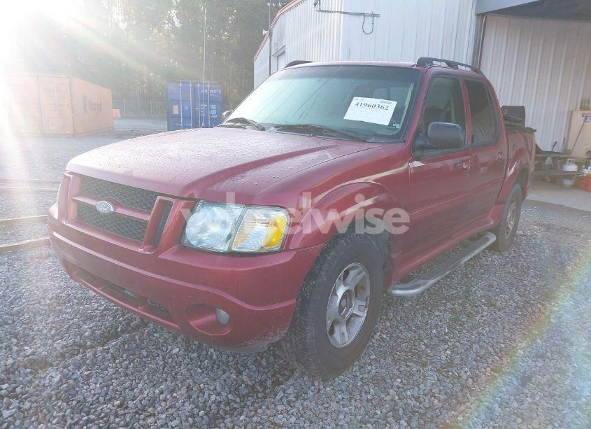 Photo 2 of 2004 Ford Explorer SPORT TRAC ADRENALIN/XLS/XLT (VIN 1FMZU67KX4UA61310)