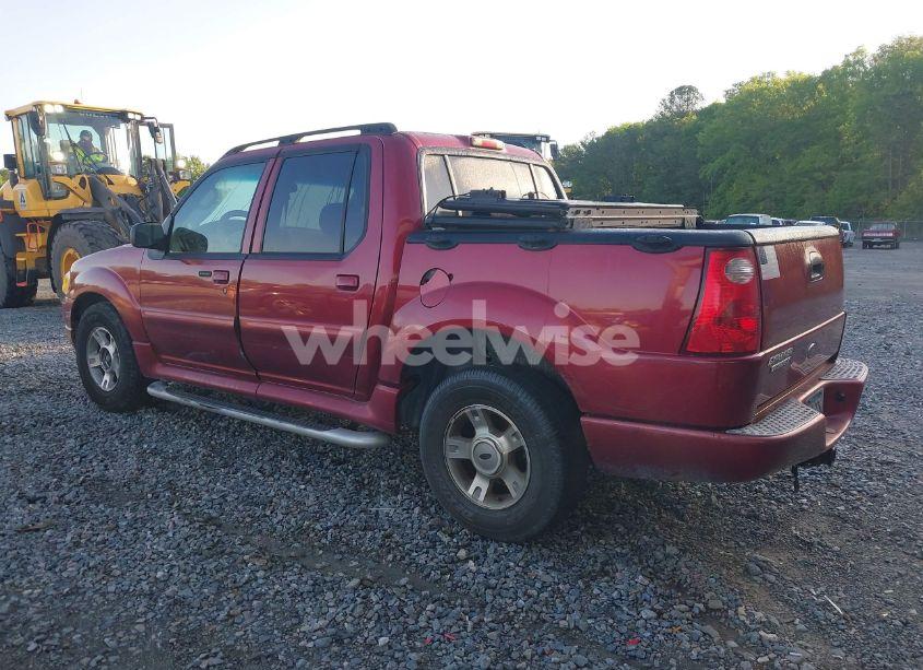 Photo 3 of 2004 Ford Explorer SPORT TRAC ADRENALIN/XLS/XLT (VIN 1FMZU67KX4UA61310)