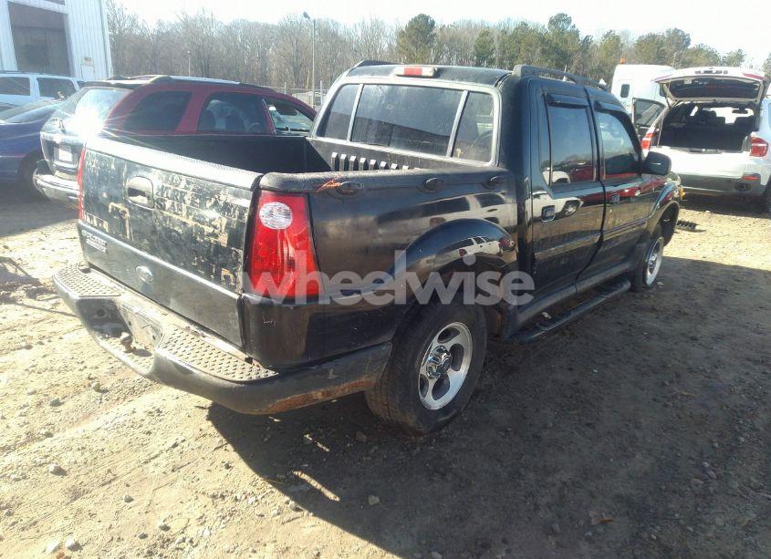 Photo 4 of 2005 Ford Explorer SPORT TRAC ADRENALIN/XLS/XLT (VIN 1FMZU67KX5UB64762)