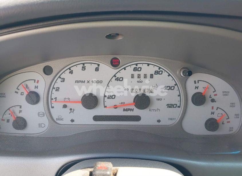 Photo 7 of 2002 Ford Explorer SPORT (VIN 1FMZU70E52UC59803)