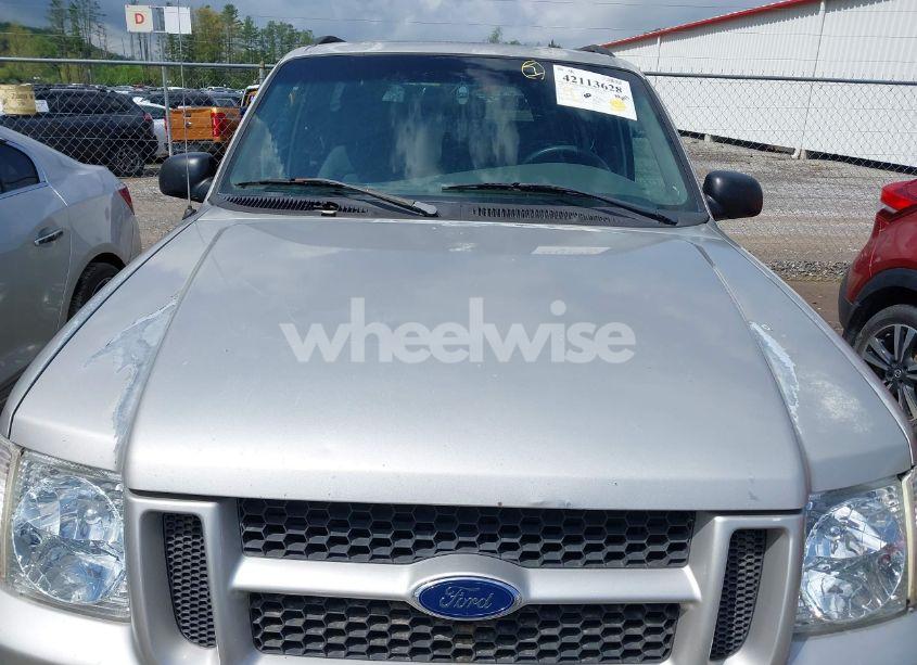 Photo 6 of 2002 Ford Explorer SPORT (VIN 1FMZU70E62UD50921)