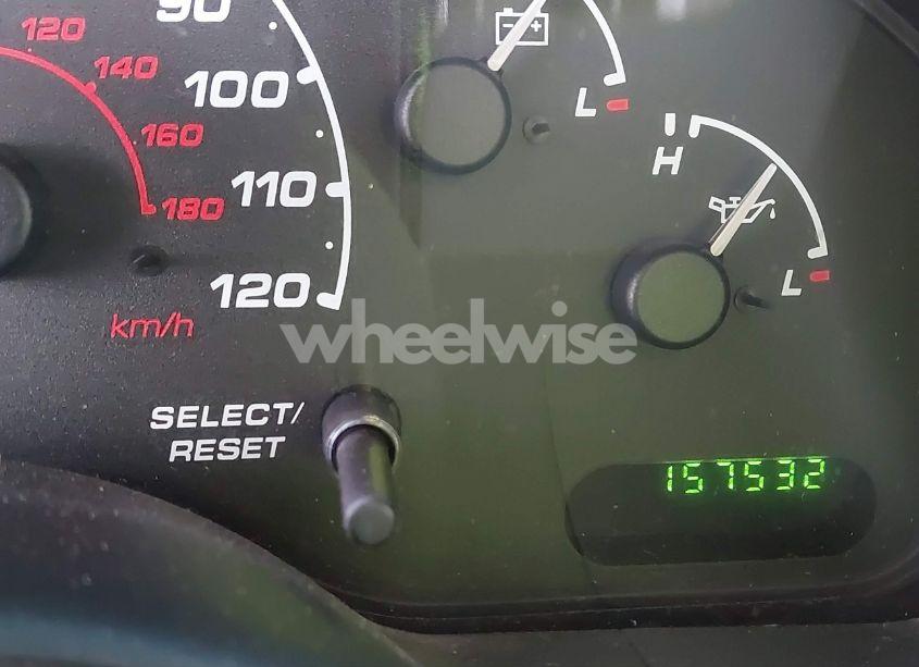 Photo 15 of 2002 Ford Explorer XLS (VIN 1FMZU72E12UC30599)