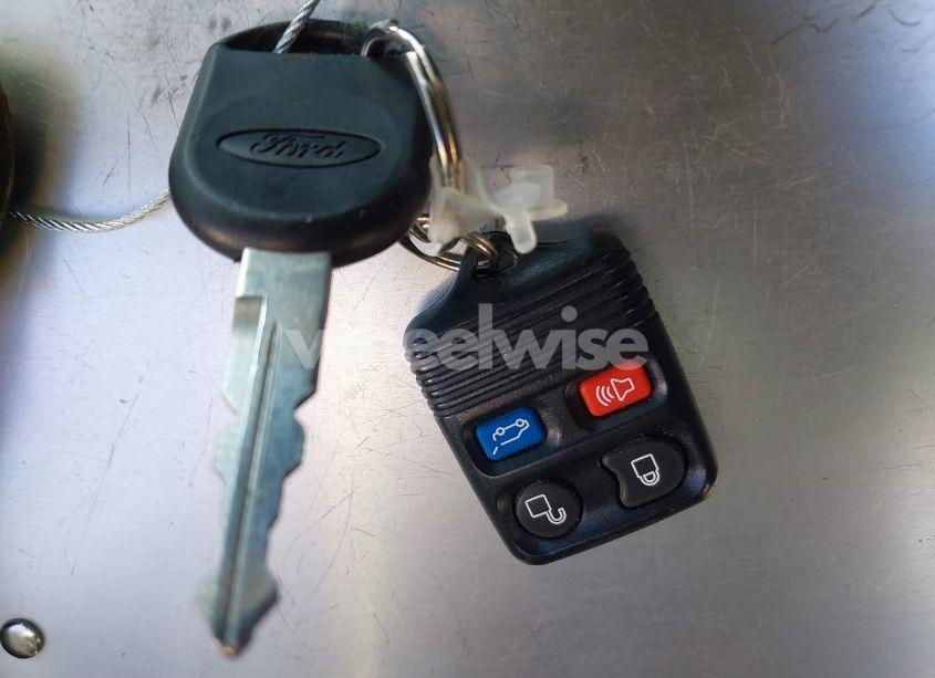 Photo 11 of 2004 Ford Explorer XLS (VIN 1FMZU72E14UC11599)