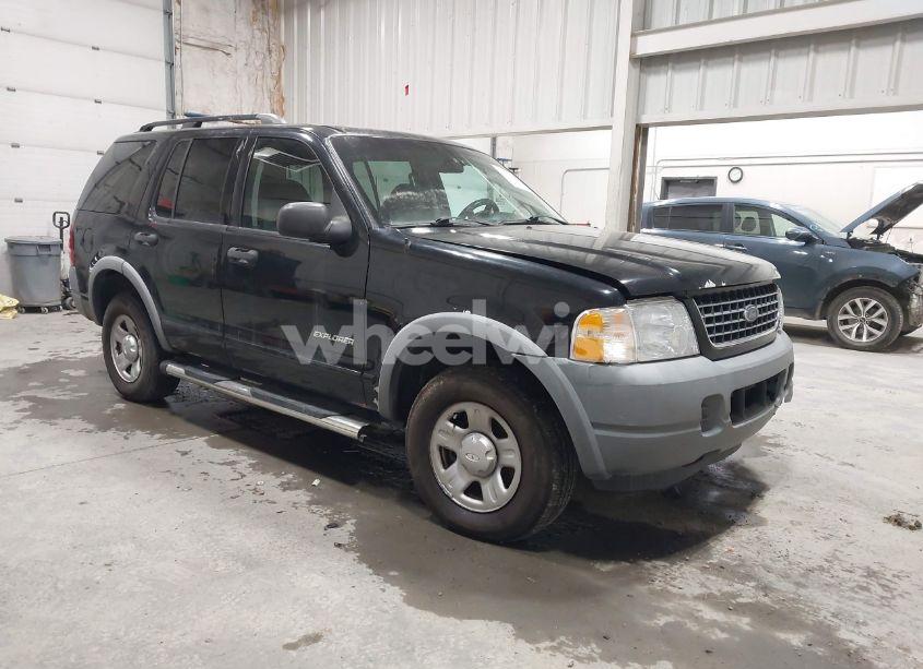2002 Ford Explorer XLS (VIN 1FMZU72E32ZA31184) main photo