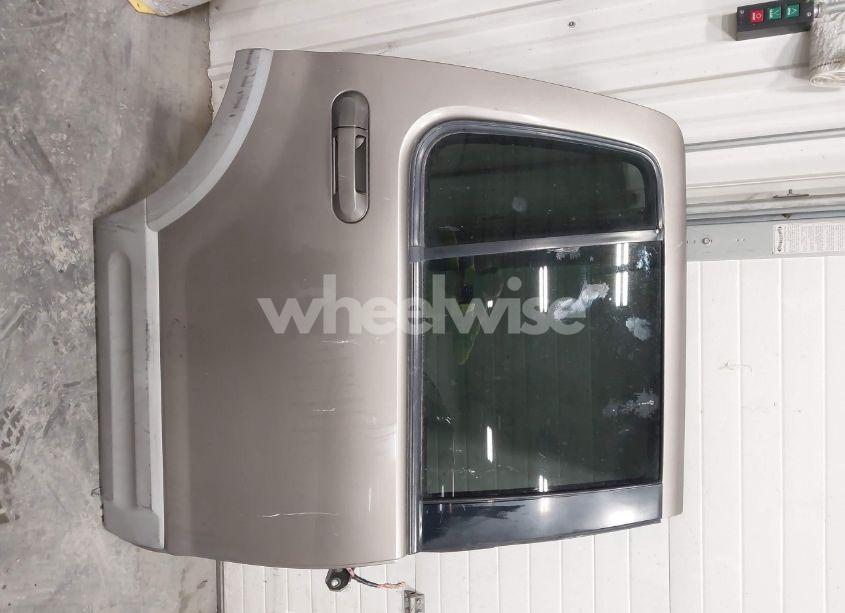 Photo 12 of 2002 Ford Explorer XLS (VIN 1FMZU72E32ZA31184)