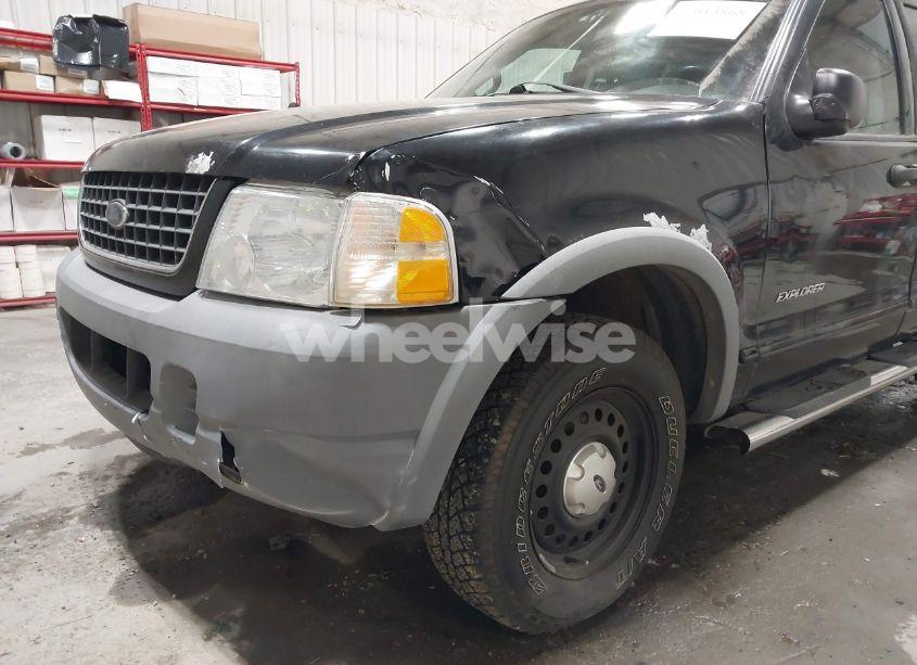 Photo 6 of 2002 Ford Explorer XLS (VIN 1FMZU72E32ZA31184)