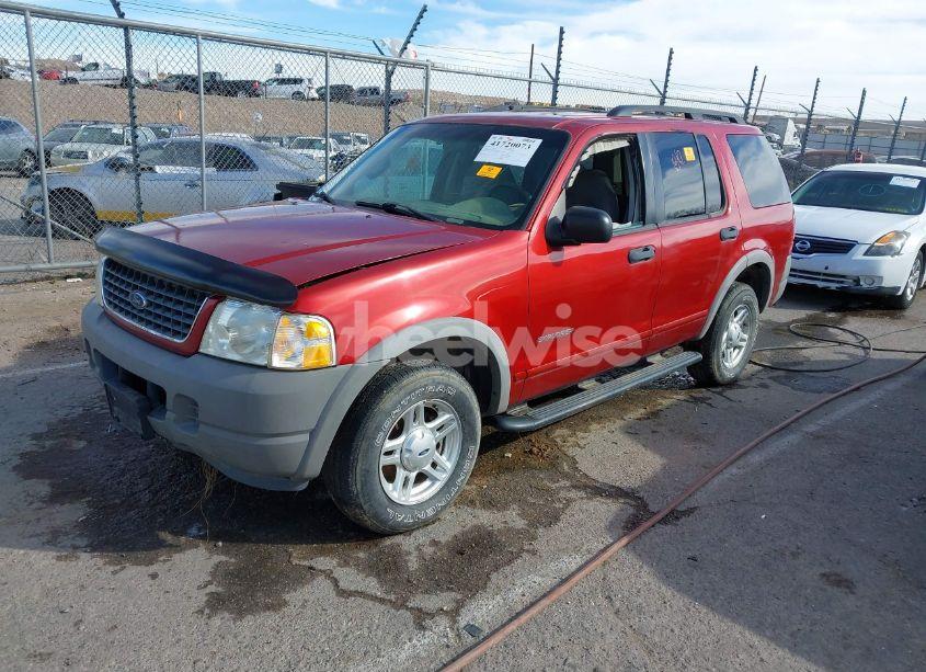 Photo 2 of 2002 Ford Explorer XLS (VIN 1FMZU72E32ZB64382)