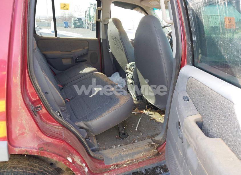 Photo 8 of 2002 Ford Explorer XLS (VIN 1FMZU72E32ZB64382)