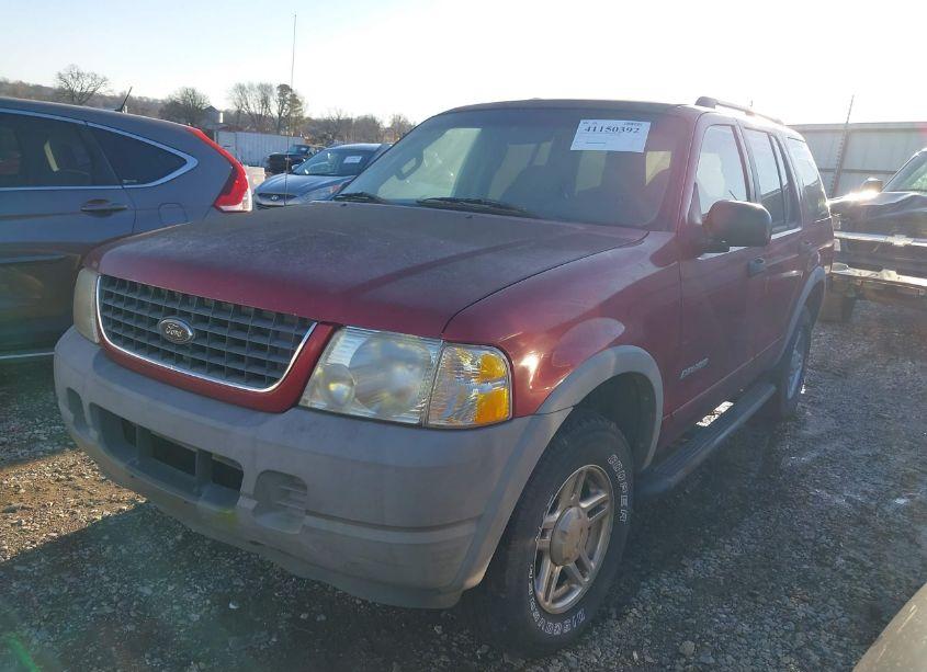 Photo 2 of 2002 Ford Explorer XLS (VIN 1FMZU72E42ZA08951)