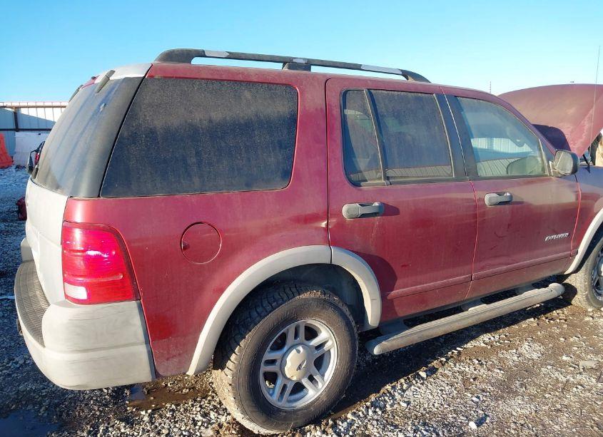 Photo 6 of 2002 Ford Explorer XLS (VIN 1FMZU72E42ZA08951)