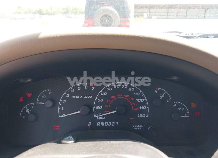 Photo 7 of 2002 Ford Explorer XLS (VIN 1FMZU72E72ZA77570)