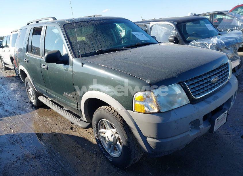 2002 Ford Explorer XLS (VIN 1FMZU72E82UB60356) main photo