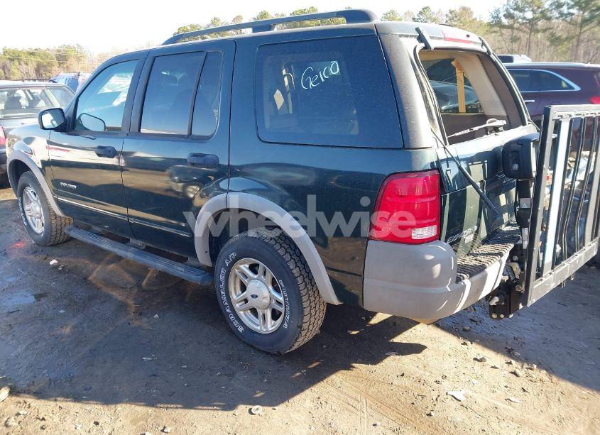 Photo 3 of 2002 Ford Explorer XLS (VIN 1FMZU72E82UB60356)