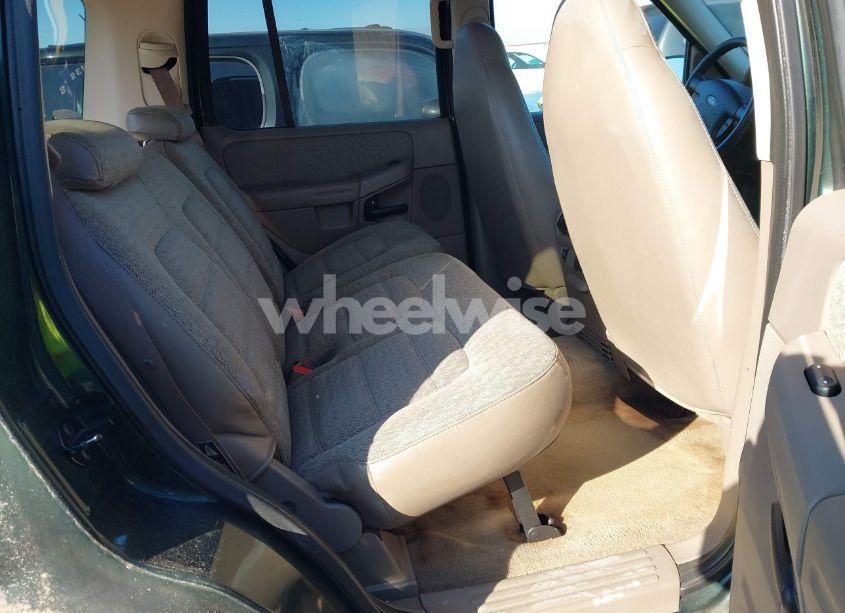 Photo 8 of 2002 Ford Explorer XLS (VIN 1FMZU72E82UB60356)