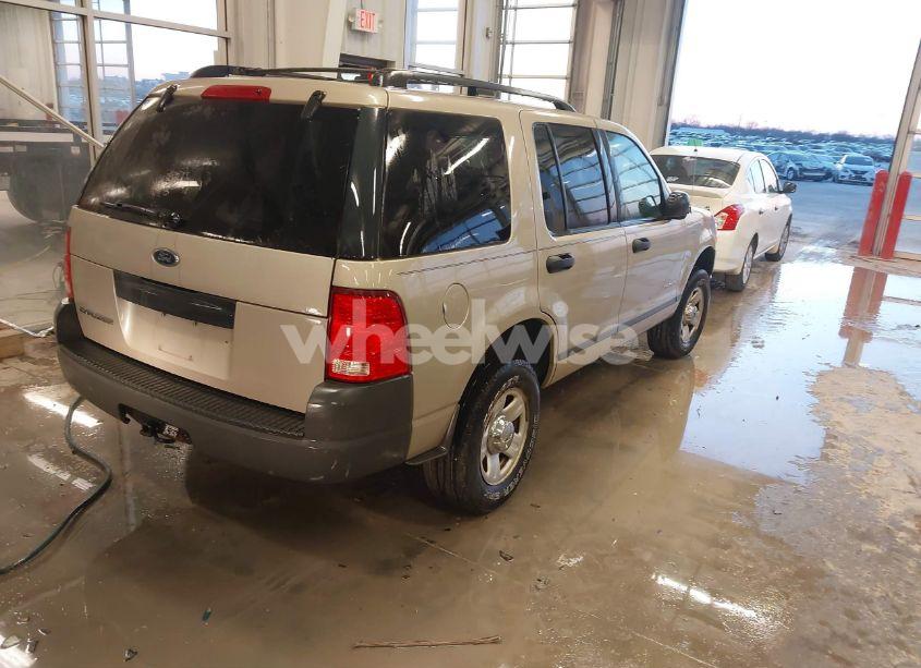 Photo 4 of 2004 Ford Explorer XLS (VIN 1FMZU72K04ZB09946)