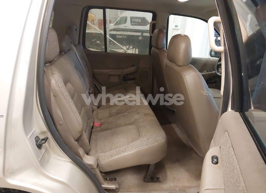 Photo 8 of 2004 Ford Explorer XLS (VIN 1FMZU72K04ZB09946)