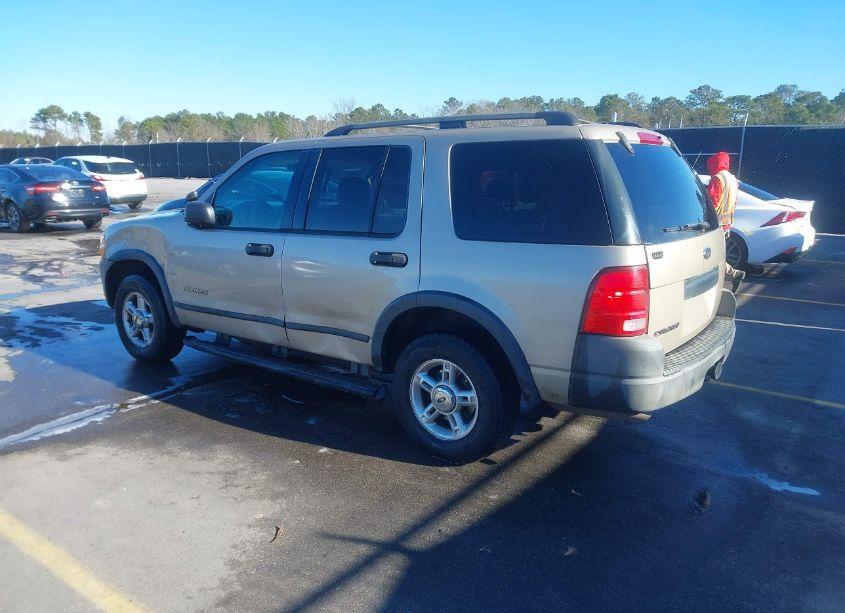 Photo 3 of 2004 Ford Explorer XLS (VIN 1FMZU72K14UB67254)