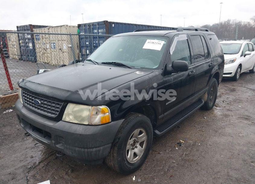 Photo 2 of 2004 Ford Explorer XLS (VIN 1FMZU72K14ZA61695)