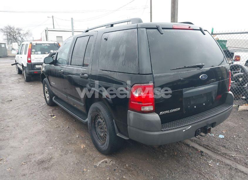 Photo 3 of 2004 Ford Explorer XLS (VIN 1FMZU72K14ZA61695)