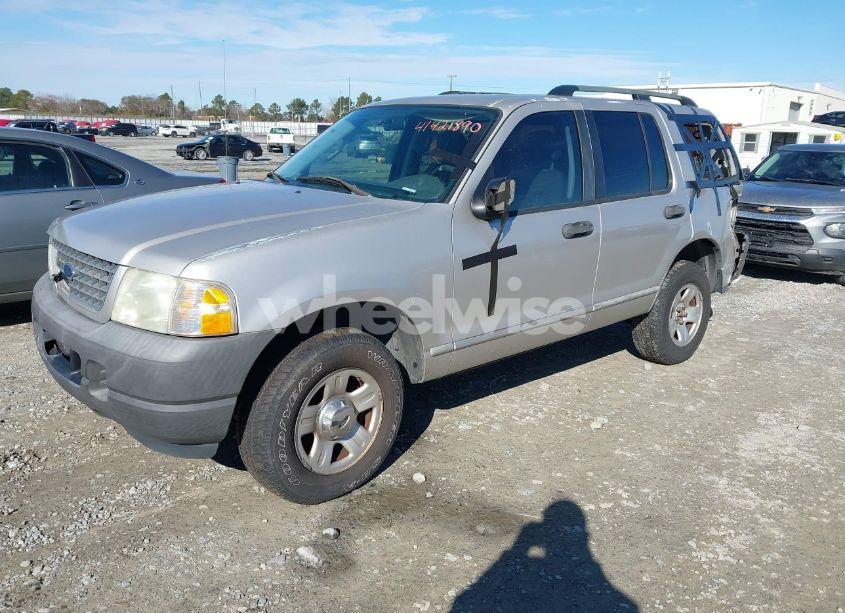 Photo 2 of 2003 Ford Explorer XLS (VIN 1FMZU72K23UB83588)