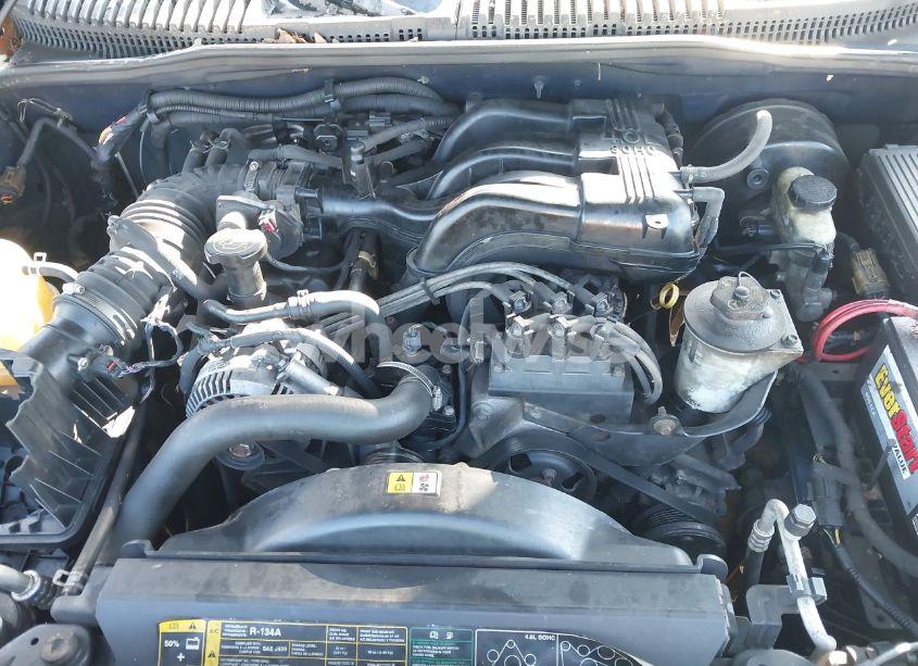 Photo 10 of 2004 Ford Explorer XLS (VIN 1FMZU72K24ZA70888)