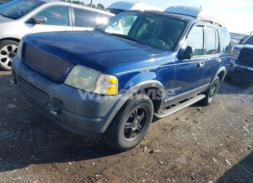 Photo 2 of 2004 Ford Explorer XLS (VIN 1FMZU72K24ZA70888)